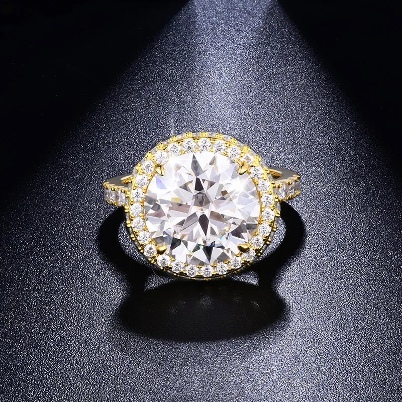 "Luxury Vintage" 5 Carat Lab Grown Stone Ring 18K Gold Plated