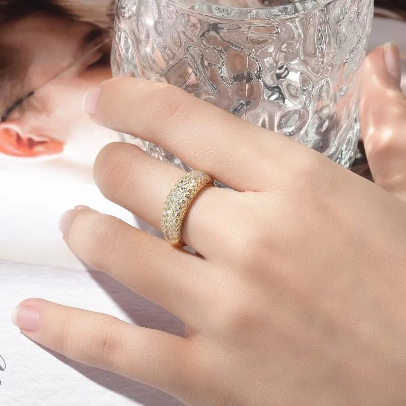 "QueeQ" Lab Grown Stone Ring 18K Gold Plated