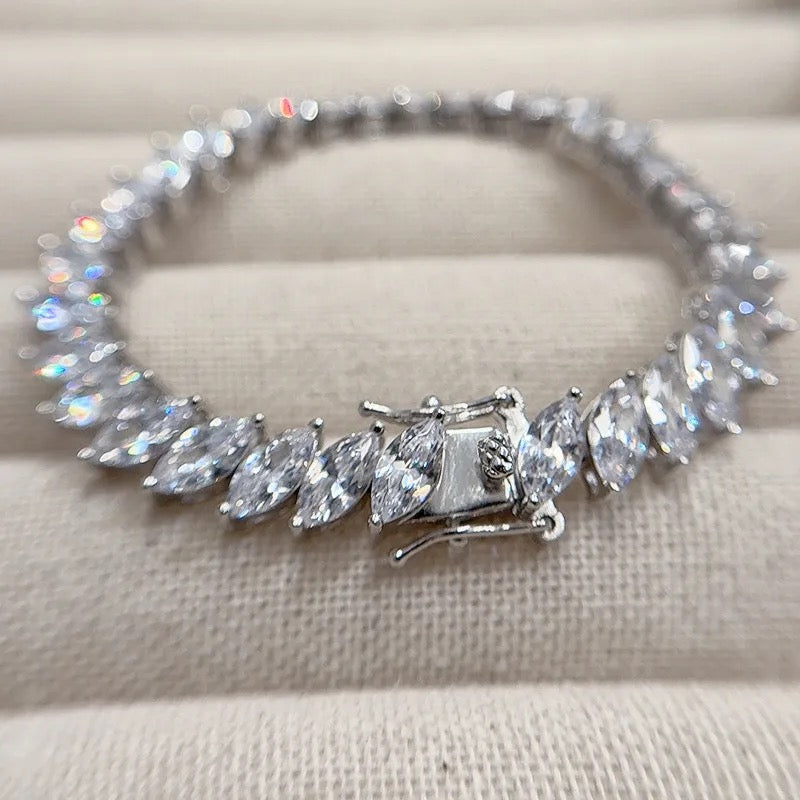 "Deep Pearl" Lab Grown Stone Bracelet