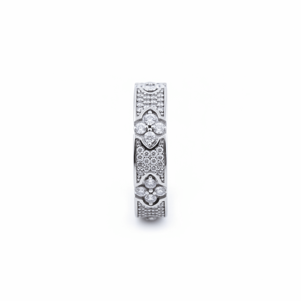 Clover Ring - LovesLuxury