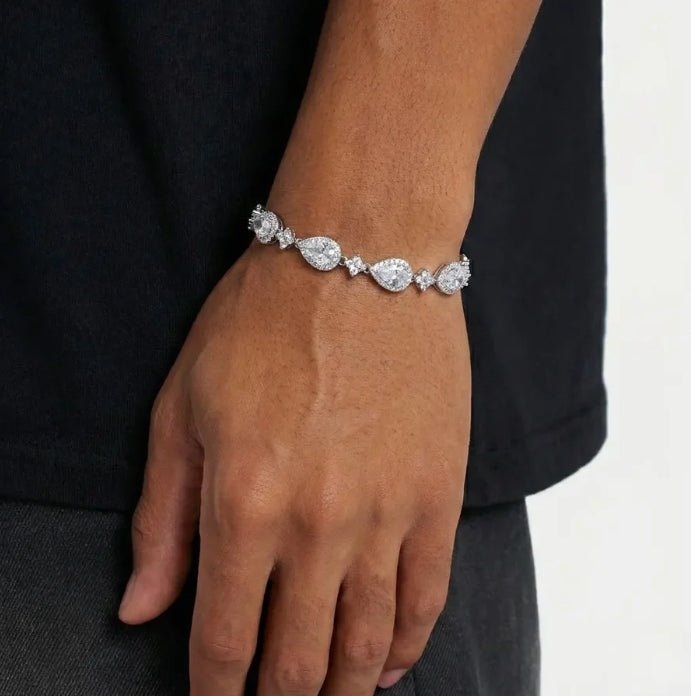 STAR DROP BRACELET - LovesLuxury